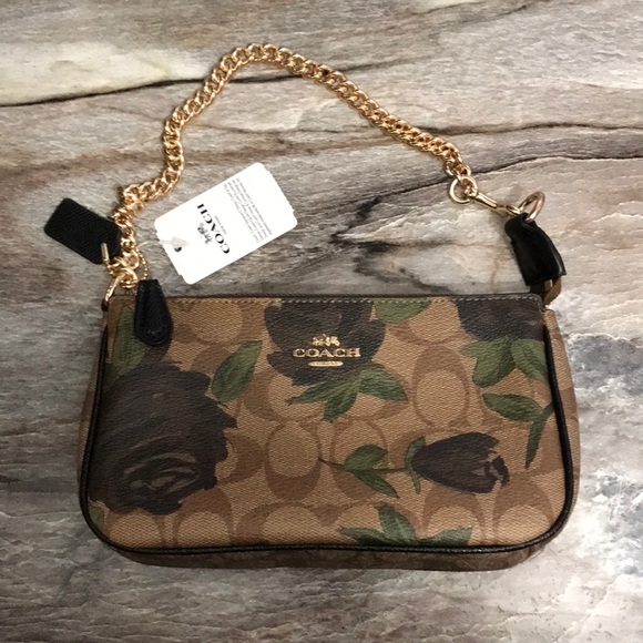 Coach Handbags - Coach wallet wristlet